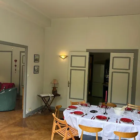Magnificent Duplex In A Former Palace Lejlighed