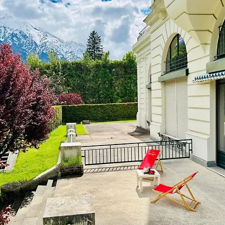 Magnificent Duplex In A Former Palace Daire