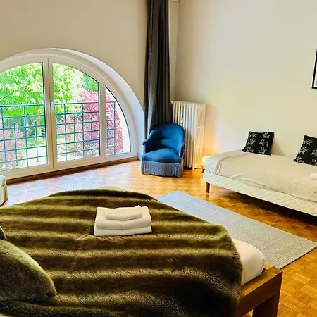 Magnificent Duplex In A Former Palace Appartement
